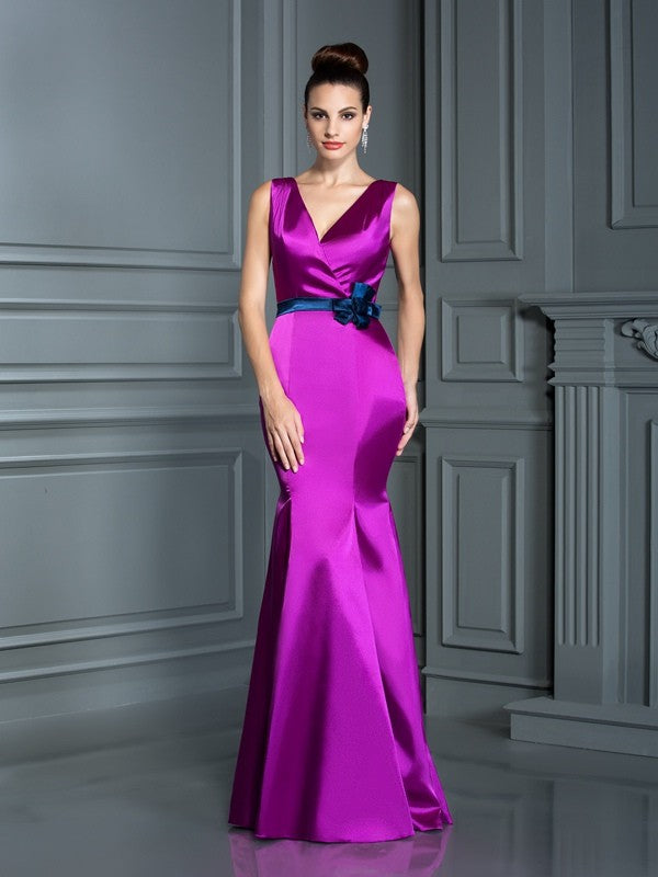 Wholesale Trumpet/Mermaid V-neck Hand-Made Flower Sleeveless Long Elastic Woven Satin Bridesmaid Dresses